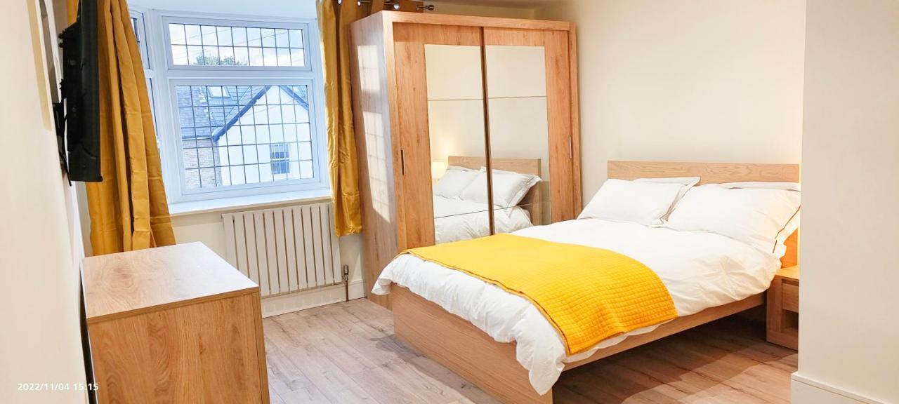 First Floor Flat 1 Northwood Apartment London Bagian luar foto